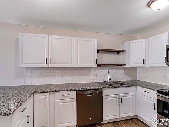 4th image of 735 S Alton Way #3A