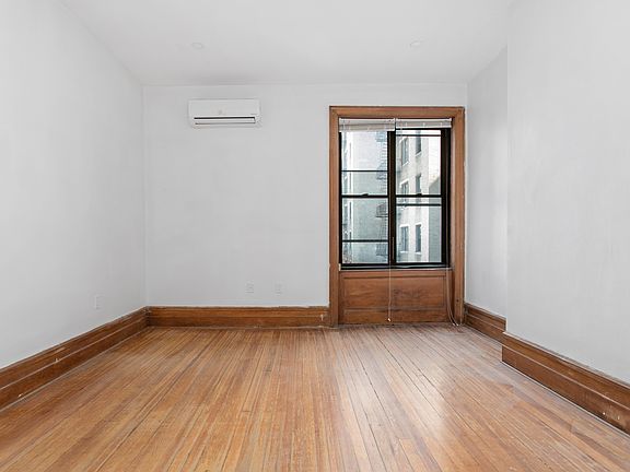 5th image of 453 W 140th St APT 4