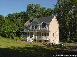 82 Willow Tree Rd, Marlboro, NY 12542