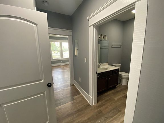 5th image of 620 Greenland Dr