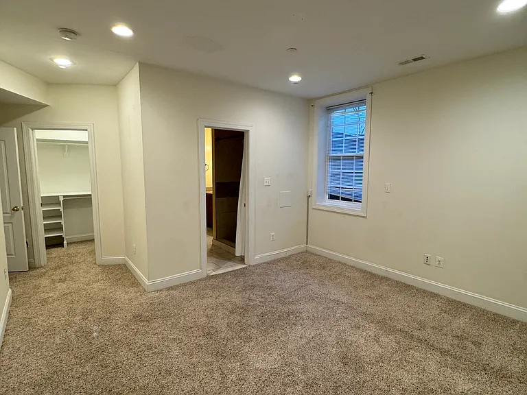 729 W Montgomery Ave — Photo 11
