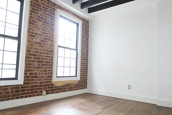 Rented by TheRealEstateCompany.com LLC | media 12