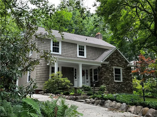 3031 Kingston Cir, Silver Lake, OH 44224