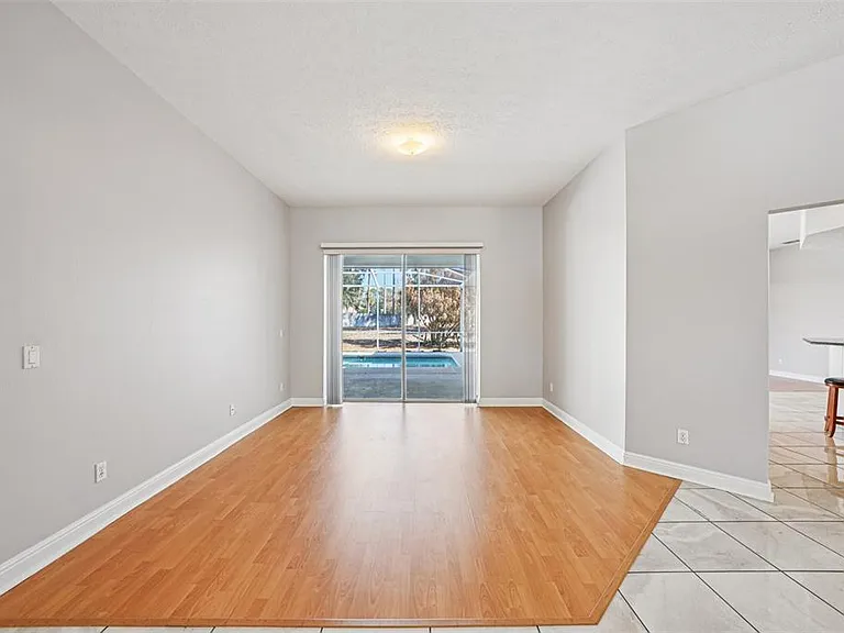 918 Academy Dr — Photo 38
