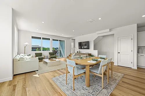 212 Wakeful Way Photo 1