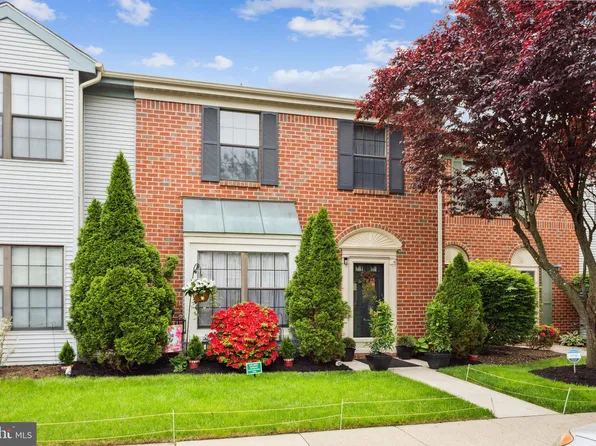 4 Stout Ct, Lawrence Township, NJ 08648