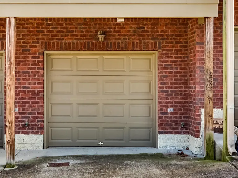 3200 Long Blvd #2 — Photo 38