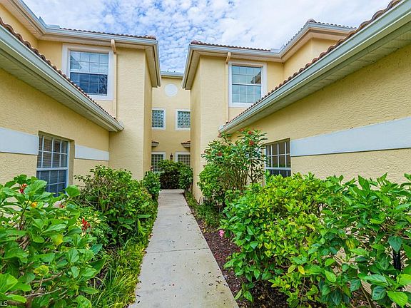 2nd image of 65 Silver Oaks Cir #103