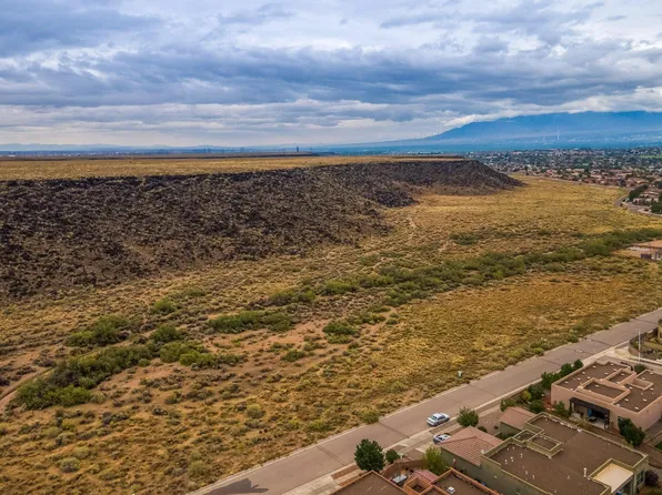 8705 Mesa Rain Rd NW, Albuquerque, NM 87120