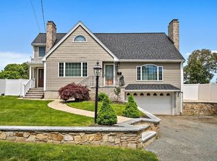 9 Country Club Rd, Stoneham, MA 02180