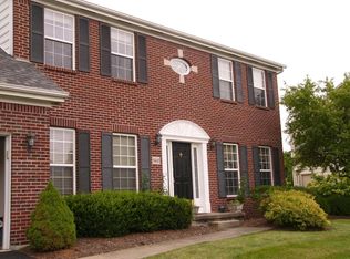 9445 Wayne Brown Dr, Powell, OH