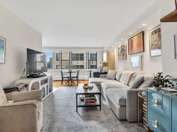 145 E 15th St APT 7E, New York, NY 10003