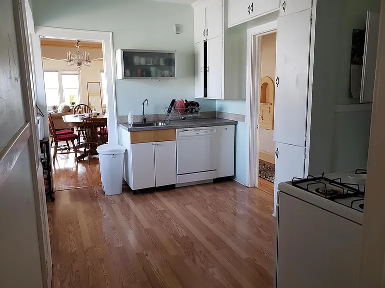 1883 Lincoln Ave #2 — Photo 2