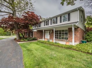 1195 Euna Vista Dr, Holland, MI 49423