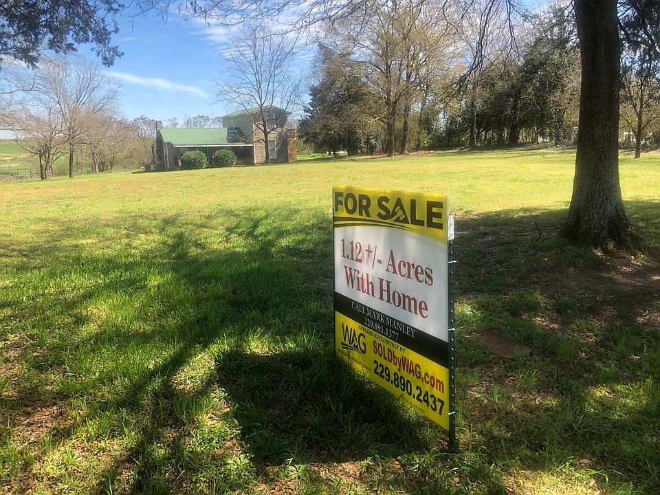 2nd image of 380 Sunset Dr