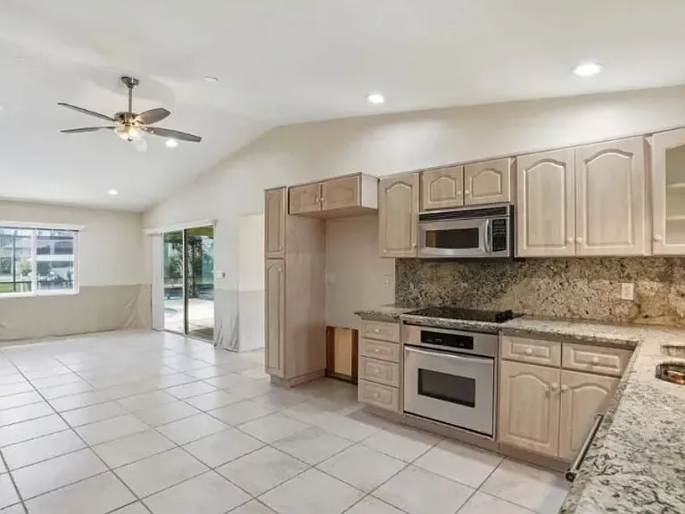 1504 El Dorado Pkwy W — Photo 6