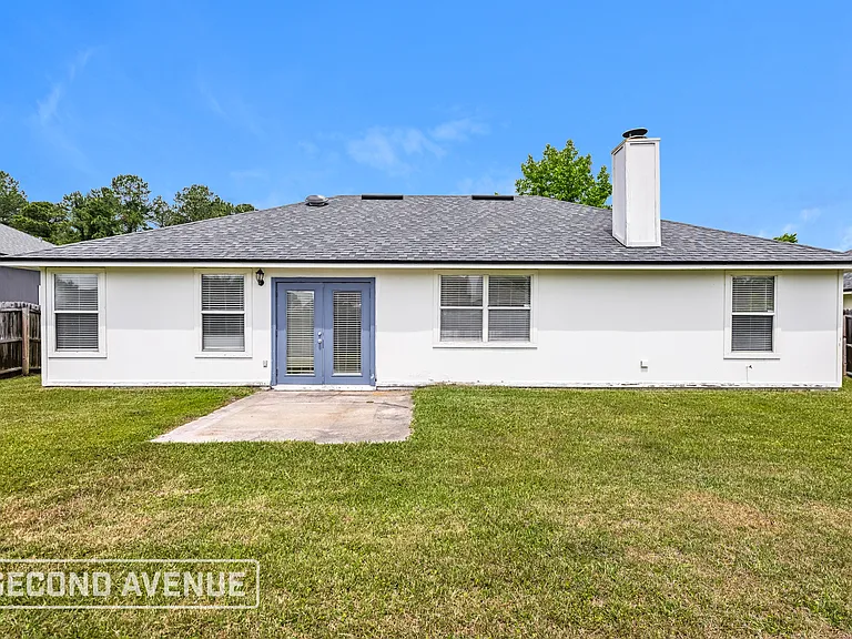 2226 Thomas Lynch Ct — Photo 18