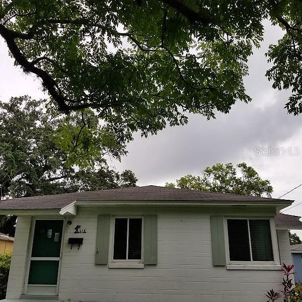 1st image of 218 W King St