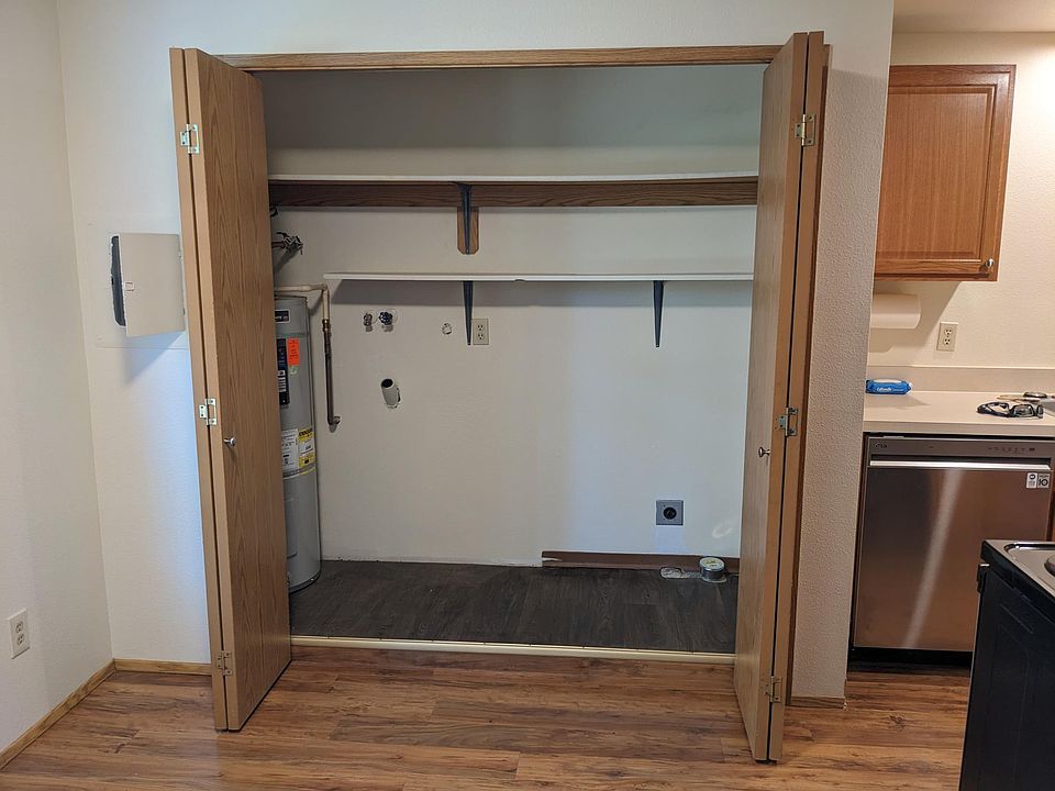 Washer dryer hookup