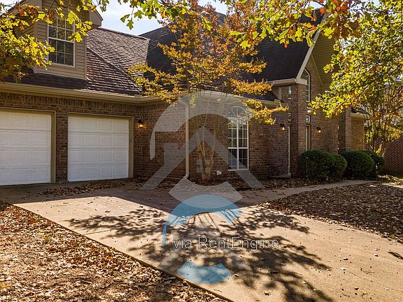 2nd image of 41 Ozark Dr