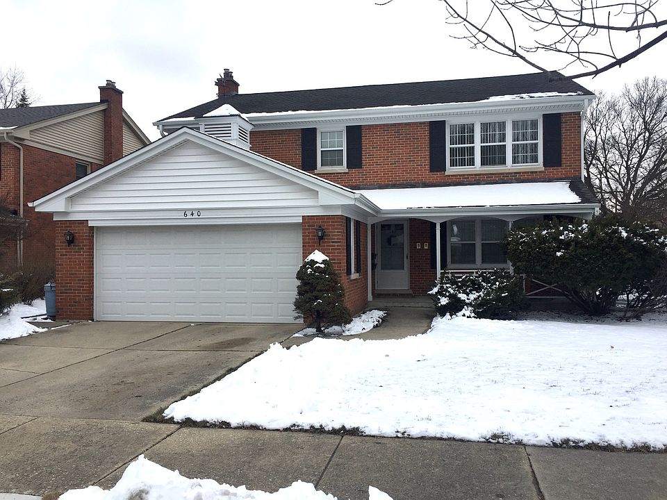 1st image of 640 Robinhood Ln