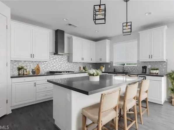 11260 Vista Way, Corona, CA 92883