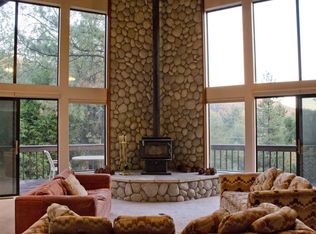 54400 Jameson Dr, Idyllwild, CA 92549