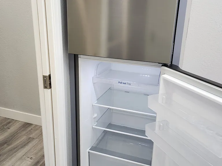 148 E Tamarack Ave #13 — Photo 11