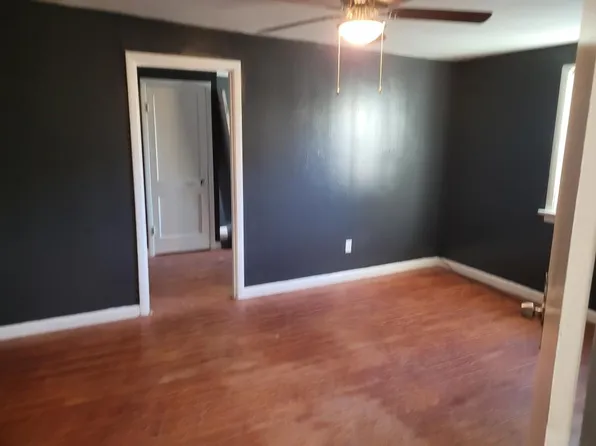 7137 Vermont Ave, Saint Louis, MO 63111