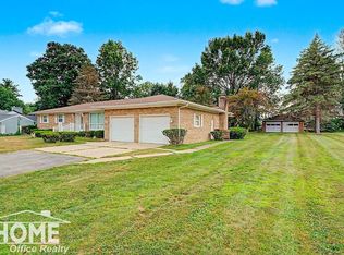 7868 Woodbury Rd, Laingsburg, MI 48848