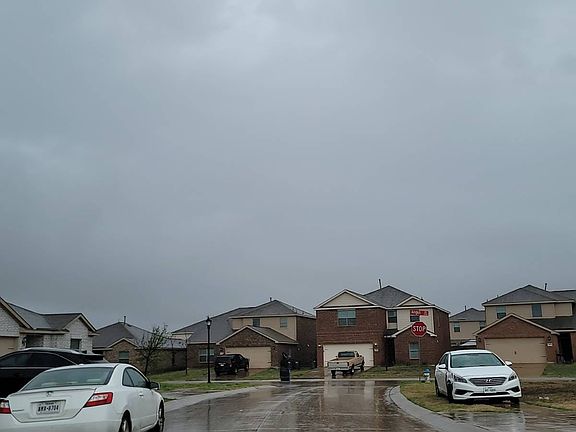 4th image of 3011 McCoy Rd