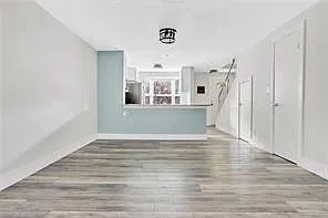 2 bed, 1.5 bath, 1060 sqft, $2,900 — Photo 1