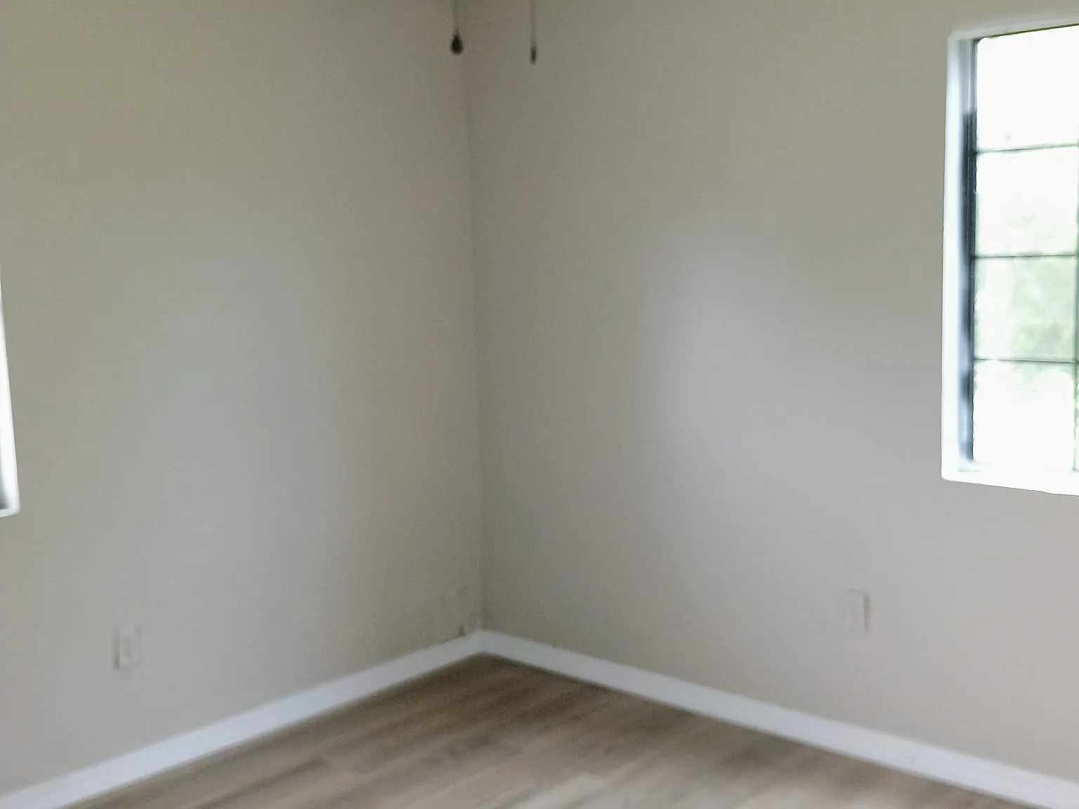 3 bed, 1000 sqft, $1,295 — Photo 3