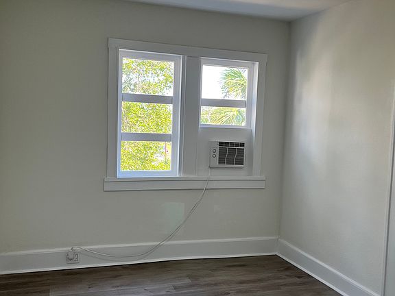 5th image of 218 N Pinellas Ave APT 3