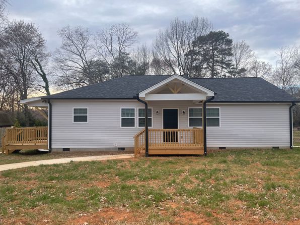 5550 Belle Ave, Winston Salem, NC 27105