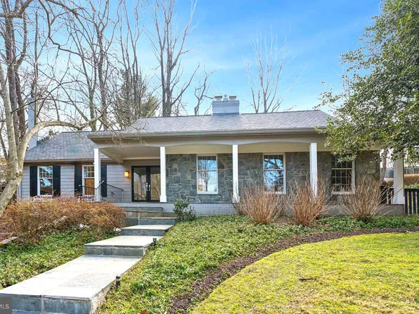 7710 Cindy Ln, Bethesda, MD 20817