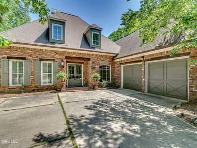 4156 Ridgewood Rd, Jackson, MS, 39211