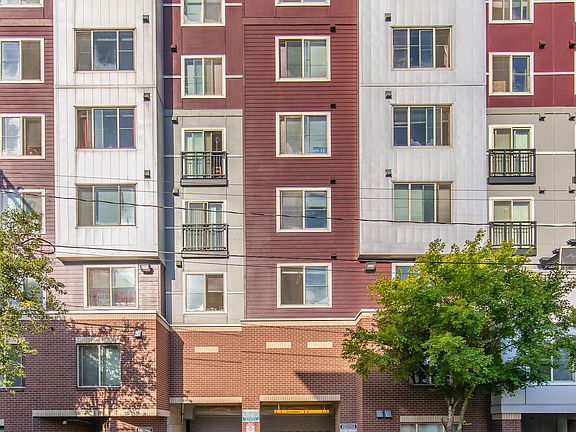 3rd image of 3621 33rd Ave S #609