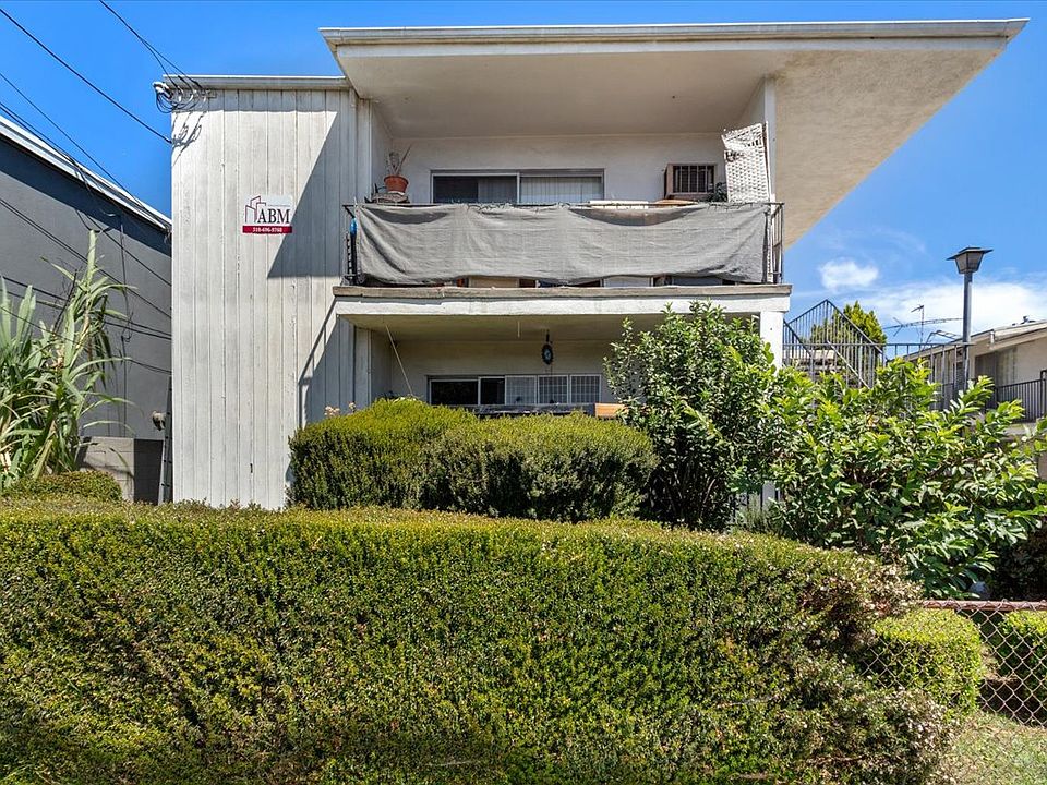 1st image of 1144 S Harvard Blvd #2