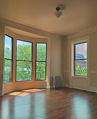 Rented by Nest Seekers International | media 13