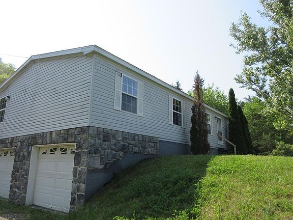 2nd image of 152 Joel Ln