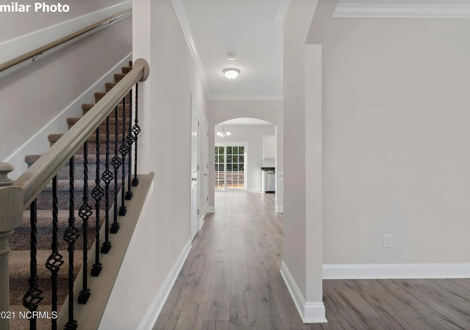 4 Bedroom with flex space — Photo 2