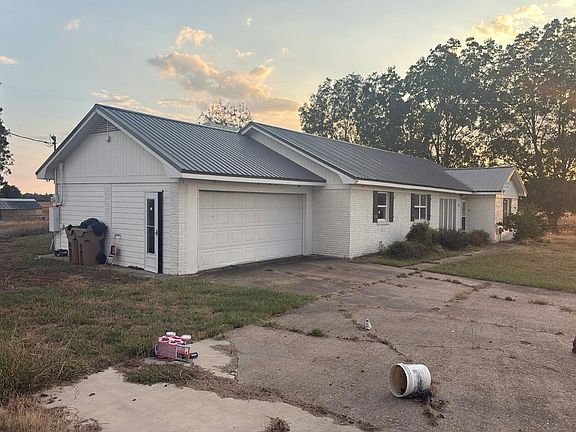 2nd image of 711 Litton Rd