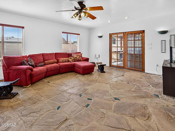 5th image of 4882 E 18th St
