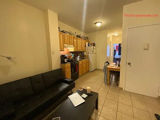 Rented by Capri Jet Realty Corp | media 23