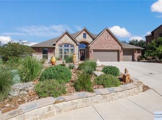 624 Oak Brook Dr, New Braunfels, TX 78132