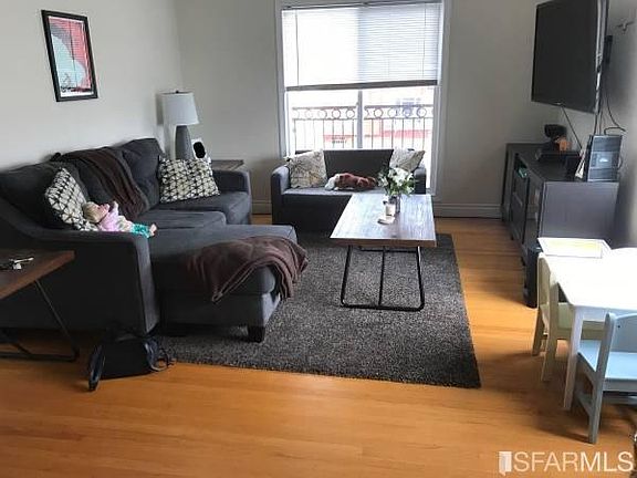 3rd image of 541 43rd Ave