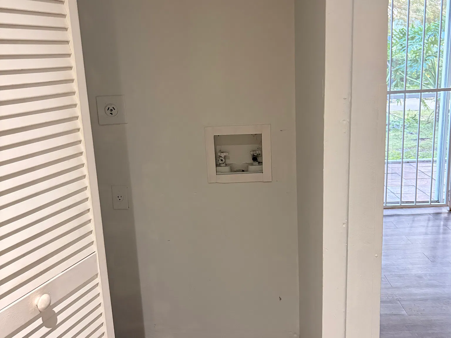 2 bed, 2.0 bath, 960 sqft, $1,400 — Photo 4