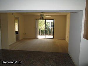 5th image of 200 International Dr APT 209