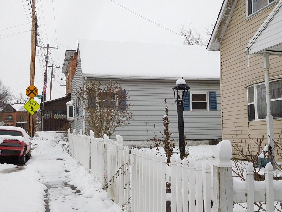 2nd image of 1962 S Main St
